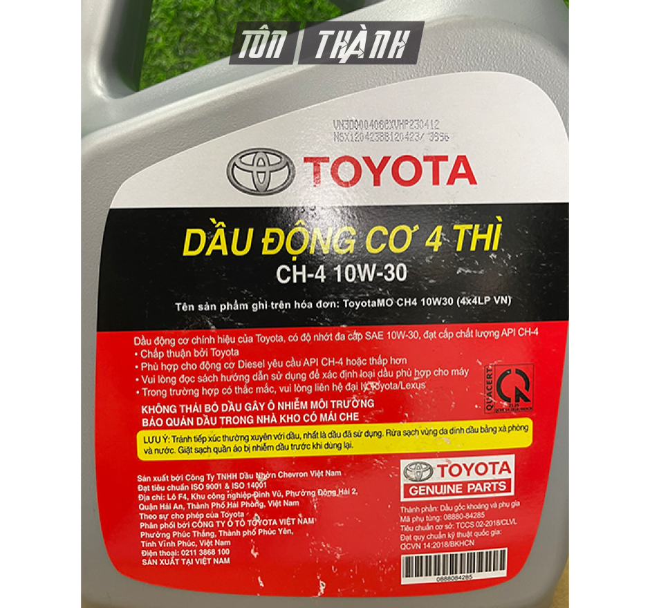 Dầu Nhớt Động Cơ 4 Thì Toyota CH-4 10w30 dành cho xe dầu